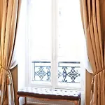 Le Triomphe Elysees *
