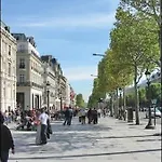 Le Triomphe Elysees Appartement