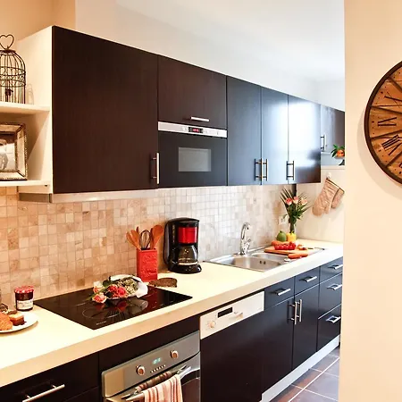 Apartment Le Triomphe Elysees Paris