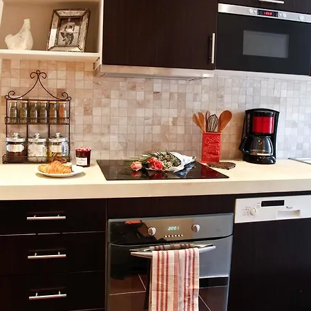 Le Triomphe Elysees Apartment Paris