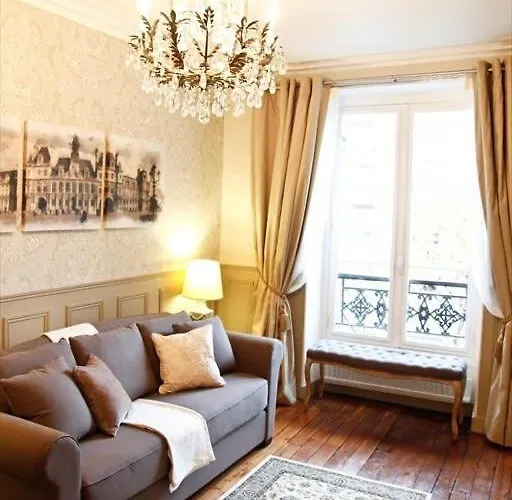 Le Triomphe Elysees