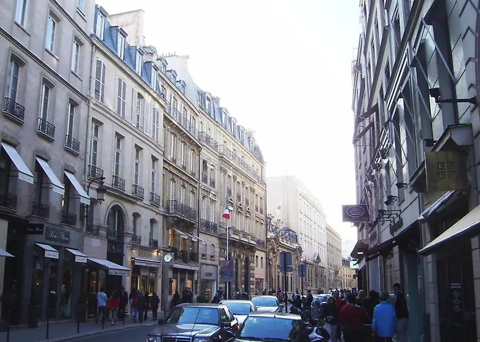 Le Triomphe Elysees 巴黎