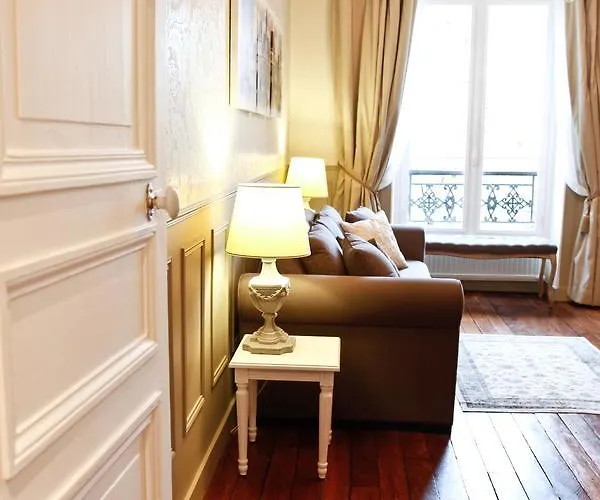 アパート Le Triomphe Elysees パリ