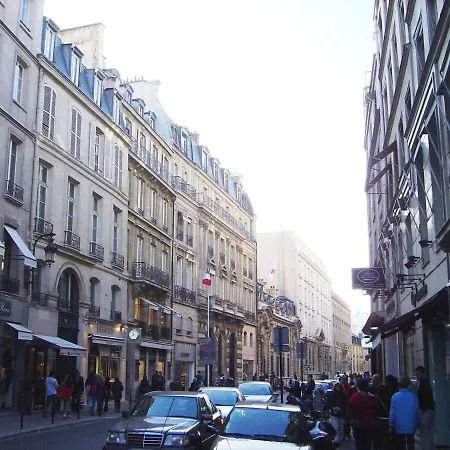 Le Triomphe Elysees Parigi