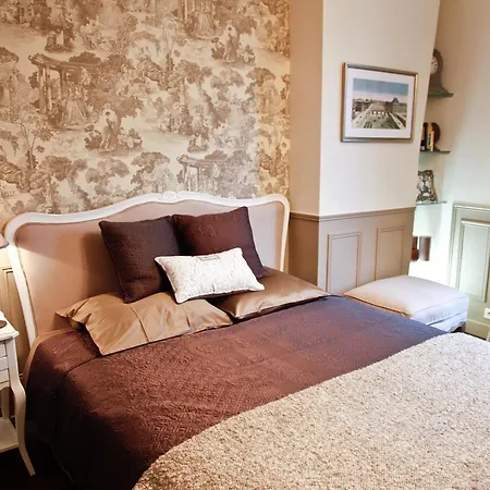 Le Triomphe Elysees *