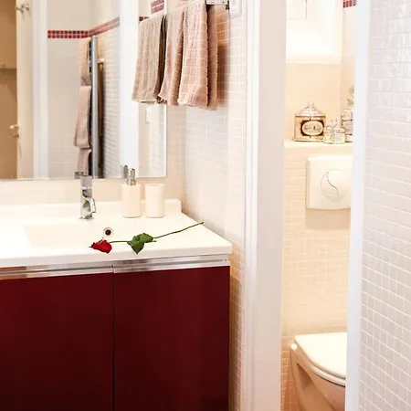 Le Triomphe Elysees パリ